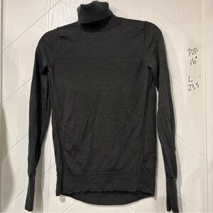 Gap Extra Fine Merino‎ Wool Turtleneck Sweater XS/ Capsule/ Chic/Timeless